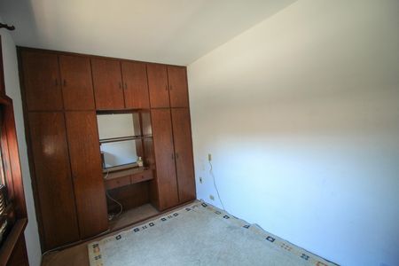 Casa à venda com 385m², 4 quartos e 7 vagasQuarto 2