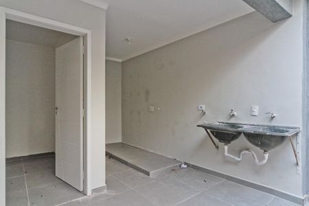 Casa à venda com 130m², 2 quartos e 2 vagasÁrea de Serviço