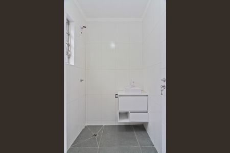 Casa à venda com 130m², 2 quartos e 2 vagasBanheiro de Serviço