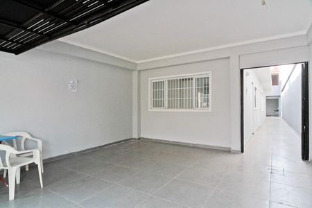 Casa à venda com 130m², 2 quartos e 2 vagasGaragem