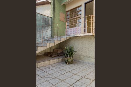 Casa à venda com 71m², 2 quartos e 2 vagasGaragem