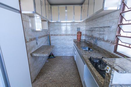 Apartamento para alugar com 53m², 2 quartos e 1 vagaCozinha