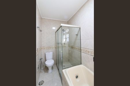 Casa à venda com 370m², 4 quartos e 2 vagasBanheiro da Suíte