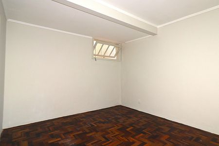 Casa à venda com 370m², 4 quartos e 2 vagasEdícula 