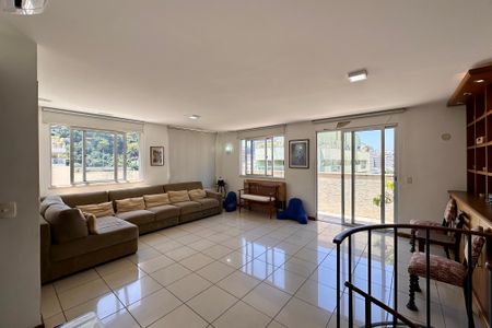 Apartamento à venda com 240m², 4 quartos e 2 vagasSala 2