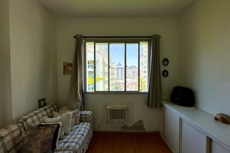 Apartamento à venda com 240m², 4 quartos e 2 vagasSuíte 1