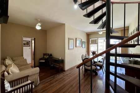 Apartamento à venda com 240m², 4 quartos e 2 vagasSala