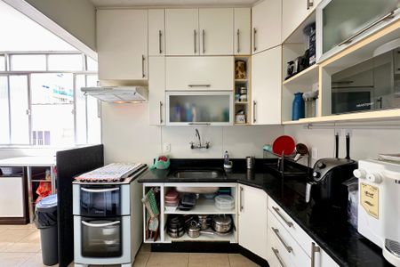 Apartamento à venda com 240m², 4 quartos e 2 vagasCozinha