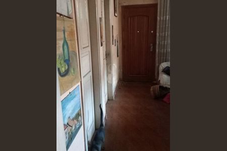 Casa à venda com 3 quartos, 260m² em Jardim Maria Estela, São Paulo