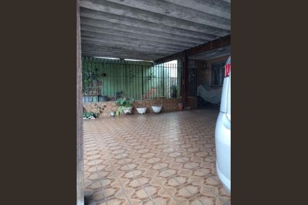 Casa à venda com 3 quartos, 260m² em Jardim Maria Estela, São Paulo