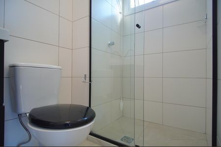 Banheiro Social de apartamento para alugar com 1 quarto, 35m² em Pátria Nova, Novo Hamburgo