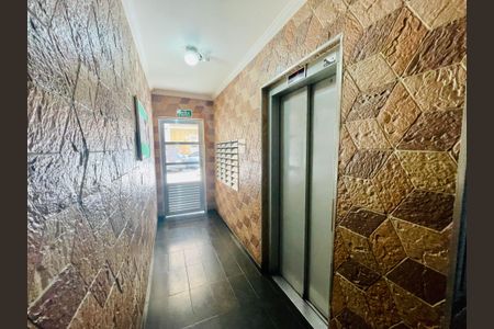 Apartamento para alugar com 57m², 2 quartos e 1 vaga Apartamento para alugar com 57m², 2 quartos e 1 vagaHall de Entrada