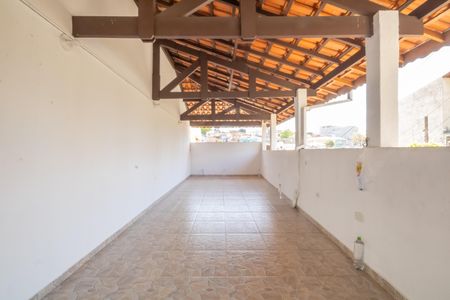 Casa à venda com 125m², 2 quartos e 2 vagas Casa à venda com 125m², 2 quartos e 2 vagasGaragem