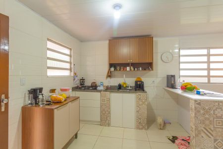 Casa à venda com 110m², 2 quartos e 2 vagas Casa à venda com 110m², 2 quartos e 2 vagasCozinha