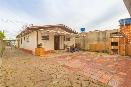 Casa à venda com 110m², 2 quartos e 2 vagas Casa à venda com 110m², 2 quartos e 2 vagasPátio de fundos