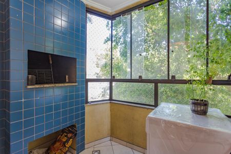 Varanda de apartamento à venda com 2 quartos, 68m² em Petrópolis, Porto Alegre