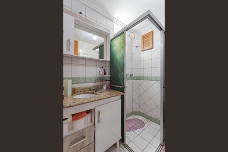 Banheiro da Suíte de apartamento à venda com 2 quartos, 68m² em Petrópolis, Porto Alegre