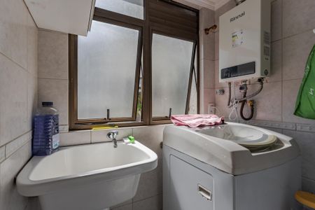 Apartamento à venda com 68m², 2 quartos e 1 vagaCozinha e Área de Serviço