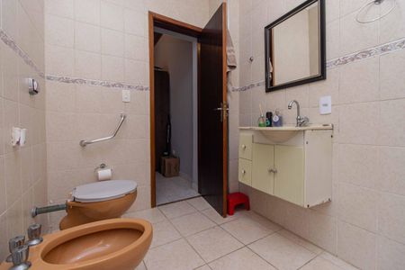Casa à venda com 180m², 3 quartos e 1 vagaBanheiro da Suíte