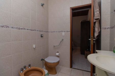 Casa à venda com 180m², 3 quartos e 1 vagaBanheiro da Suíte