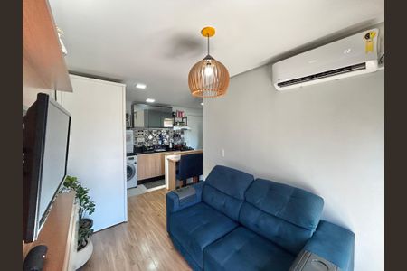 Apartamento à venda com 47m², 2 quartos e 1 vaga Apartamento à venda com 47m², 2 quartos e 1 vagaSala