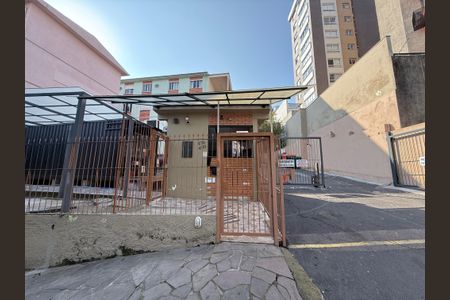 Apartamento para alugar com 42m², 2 quartos e 1 vagaFachada