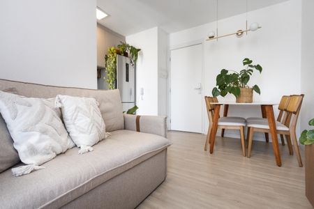 Apartamento à venda com 40m², 2 quartos e 1 vaga Apartamento à venda com 40m², 2 quartos e 1 vagaSala