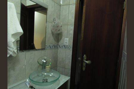 Casa para alugar com 300m², 3 quartos e 2 vagasBanheiro