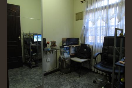 Casa para alugar com 300m², 3 quartos e 2 vagasEscritório