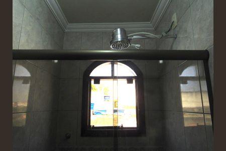 Casa para alugar com 300m², 3 quartos e 2 vagasBanheiro