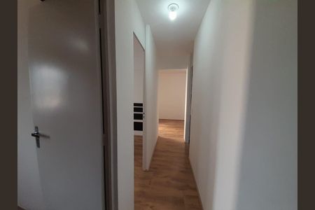 Apartamento para alugar com 57m², 2 quartos e 1 vaga Apartamento para alugar com 57m², 2 quartos e 1 vagaCorredor