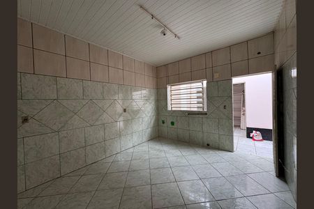Casa para alugar com 90m², 3 quartos e 2 vagasCozinha