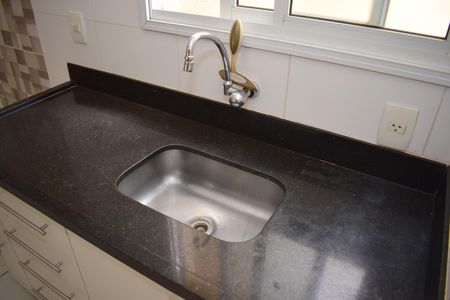 Apartamento para alugar com 95m², 2 quartos e 2 vagasCozinha