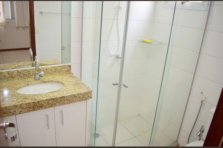 Apartamento para alugar com 95m², 2 quartos e 2 vagasBanheiro da Suíte