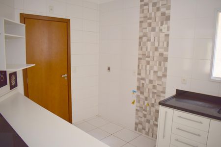 Apartamento para alugar com 95m², 2 quartos e 2 vagasCozinha