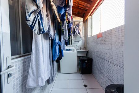 Apartamento à venda com 56m², 2 quartos e 1 vaga Apartamento à venda com 56m², 2 quartos e 1 vagaÁrea de Serviço