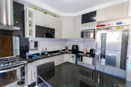 Apartamento à venda com 56m², 2 quartos e 1 vaga Apartamento à venda com 56m², 2 quartos e 1 vagaCozinha