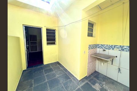 Casa para alugar com 38m², 1 quarto e sem vagaÁrea de Serviço
