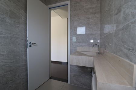 Apartamento à venda com 75m², 3 quartos e 2 vagasBanheiro da Suíte