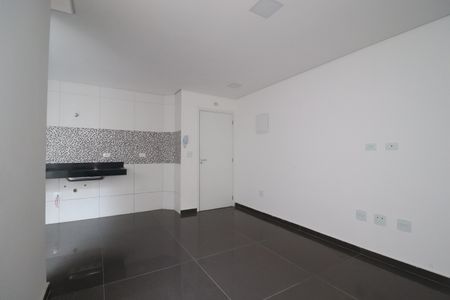 Sala de apartamento à venda com 3 quartos, 75m² em Vila Eldizia, Santo André