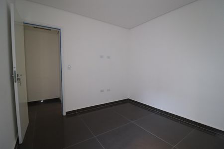 Apartamento à venda com 75m², 3 quartos e 2 vagasQuarto 2