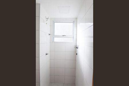 Apartamento para alugar com 48m², 2 quartos e 1 vaga Apartamento para alugar com 48m², 2 quartos e 1 vagaBanheiro