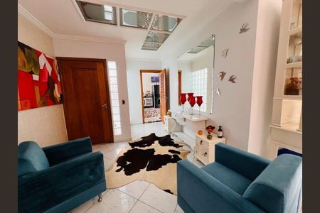 Casa à venda com 4 quartos, 587m² em Vila Curuçá, Santo André