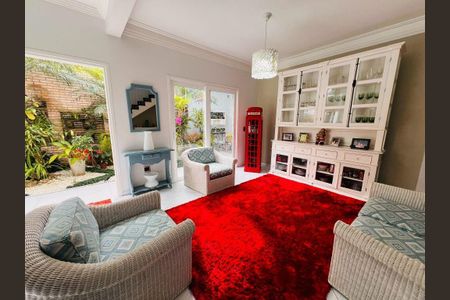 Casa à venda com 4 quartos, 587m² em Vila Curuçá, Santo André