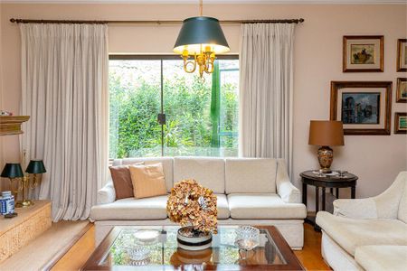 Casa à venda com 4 quartos, 402m² em Santo Amaro, São Paulo