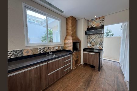 Casa à venda com 273m², 4 quartos e 4 vagas