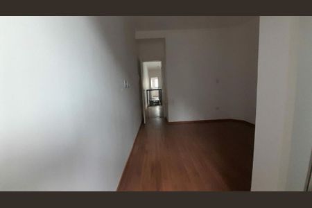 Casa à venda com 3 quartos, 107m² em Vila Frugoli, São Paulo