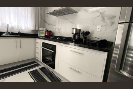 Casa à venda com 121m², 3 quartos e sem vaga