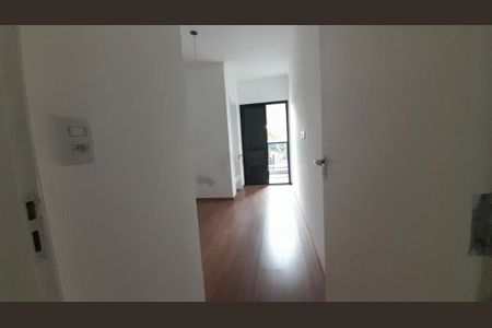 Casa à venda com 3 quartos, 107m² em Vila Frugoli, São Paulo