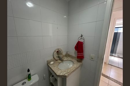 Apartamento à venda com 55m², 2 quartos e 1 vaga Apartamento à venda com 55m², 2 quartos e 1 vagaBanheiro 1